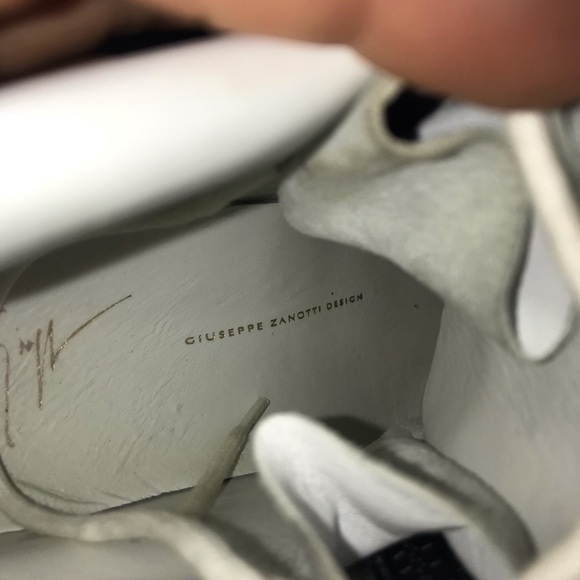 Giuseppe Zanotti High Top Sneaker - Picture 3 of 3
